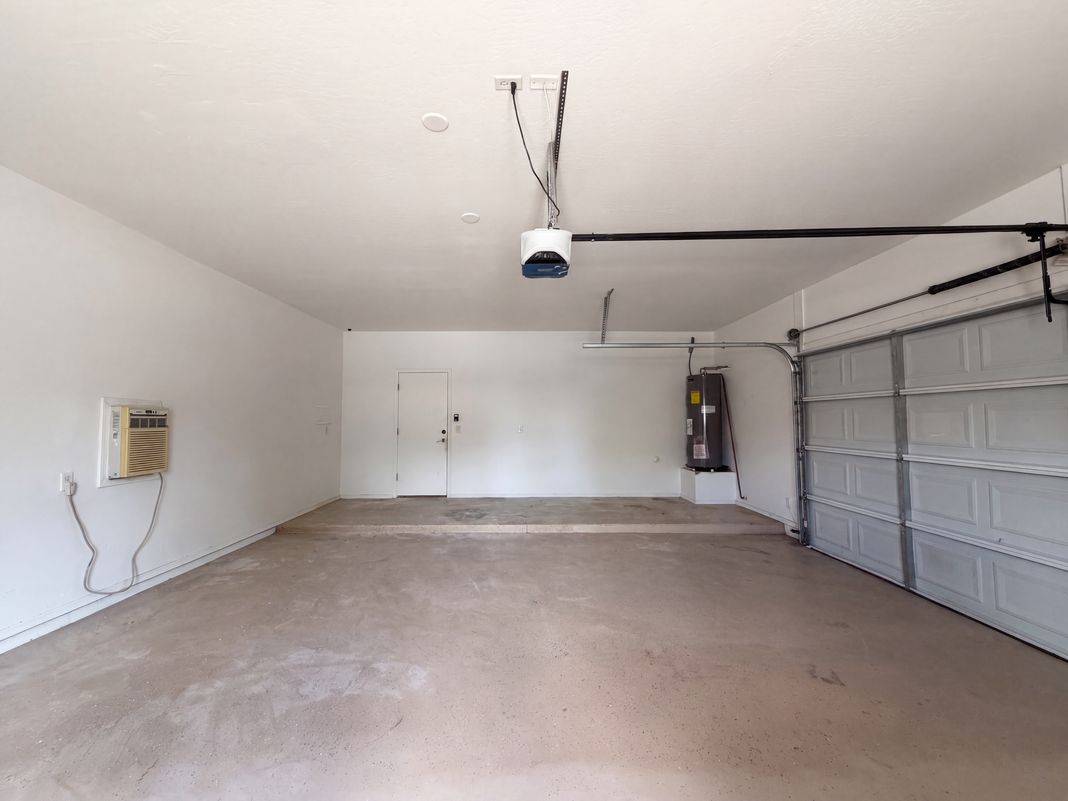 Photo 23 of 31 of 5641 S 10th Dr, Phoenix, AZ
