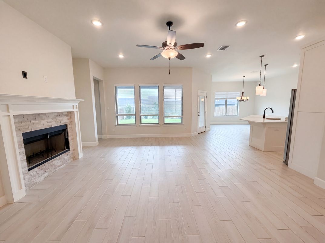 Property photo 3 of 612 Wood Brook Ln
