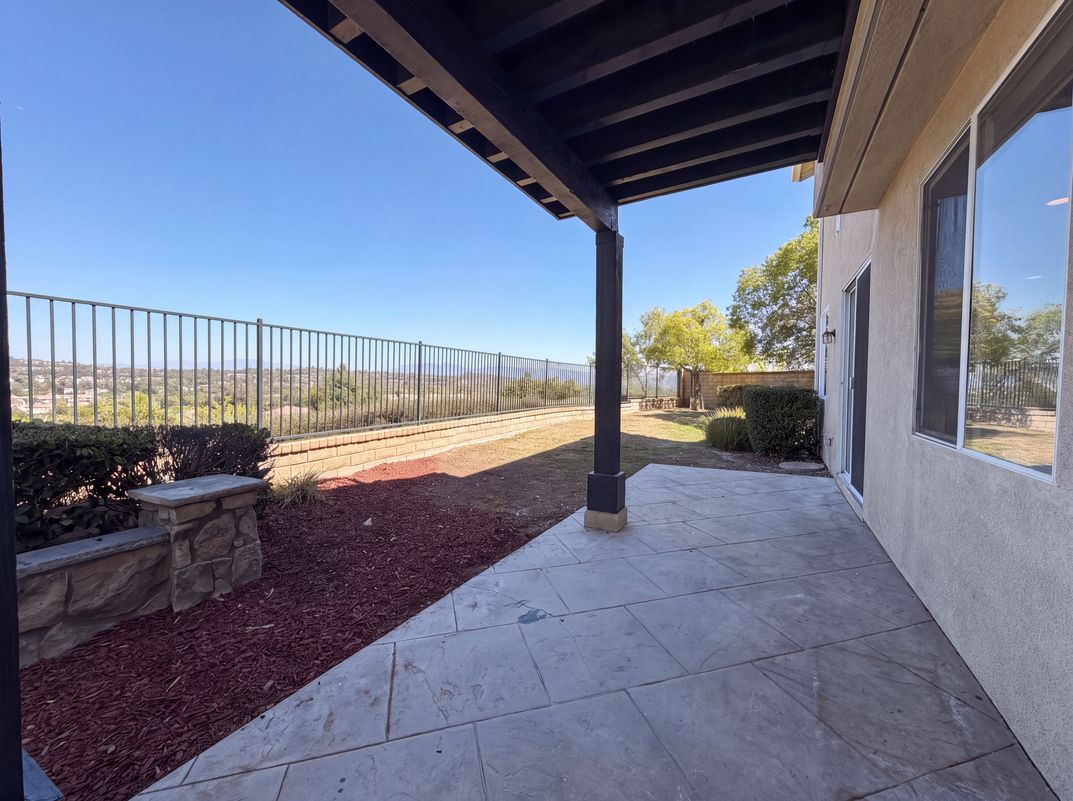 Photo 22 of 25 of 27920 Periwinkle Ln, Valencia, CA
