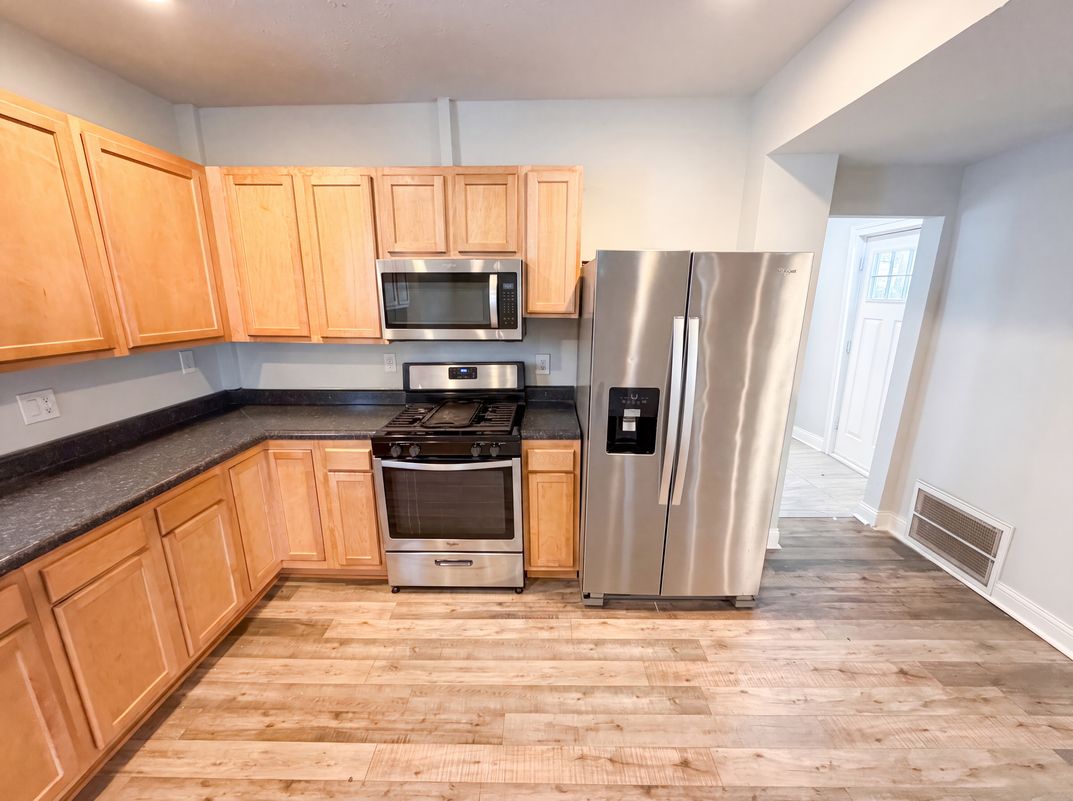 Photo 17 of 21 of 2615 Boulevard Pl, Indianapolis, IN