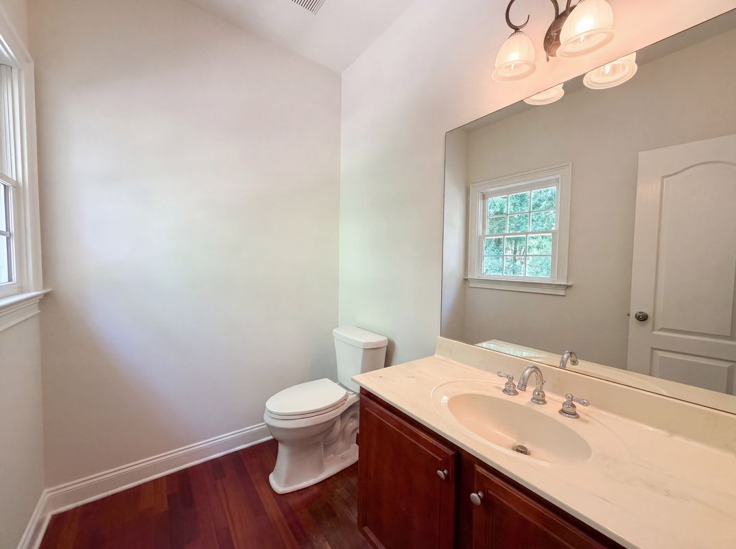 Photo 16 of 23 of 861 Windsor Creek Dr, Grayson, GA