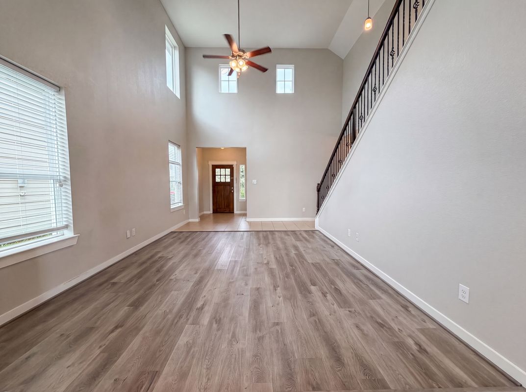 Photo 7 of 19 of 40828 Mostyn Hill Dr, Magnolia, TX