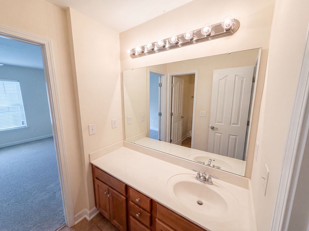 Photo 17 of 28 of 1139 Donelea Ln NW, Concord, NC