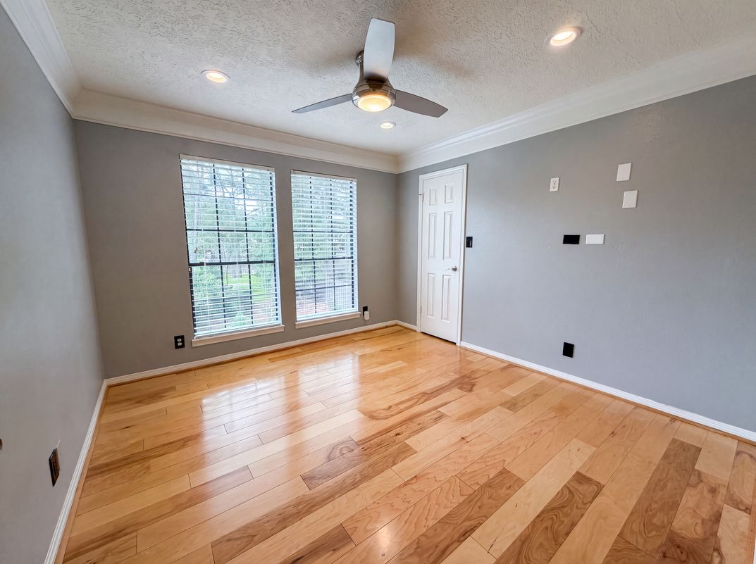 Photo 21 of 27 of 6127 Willowcrest Ct, Spring, TX