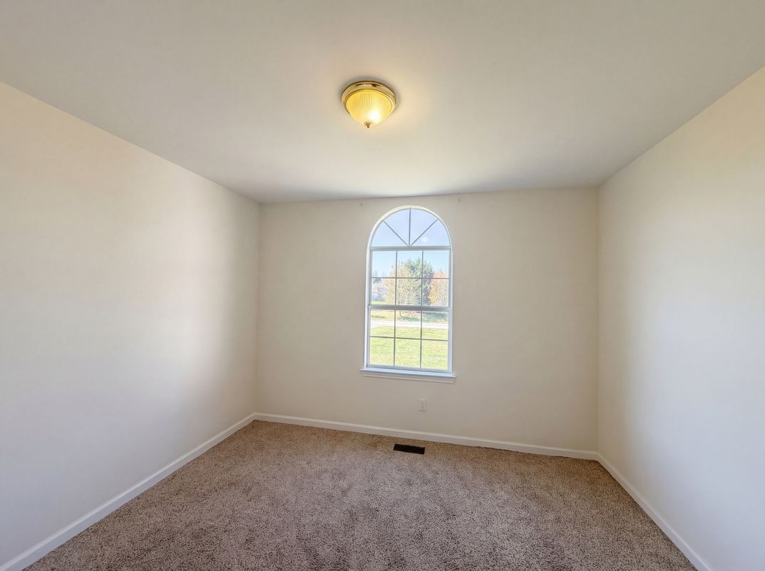 Photo 15 of 18 of 257 Spring Meadows Dr, Ringgold, GA