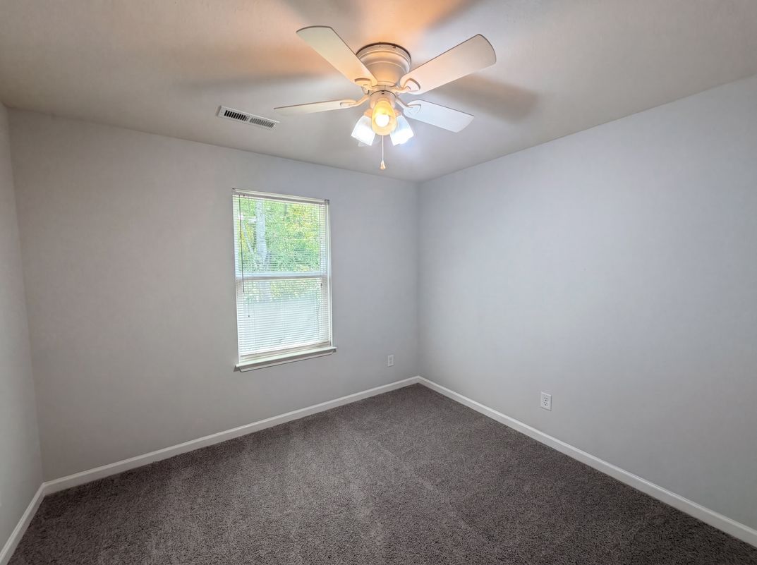 Photo 10 of 16 of 4716 Queen Pierrette St, Raleigh, NC