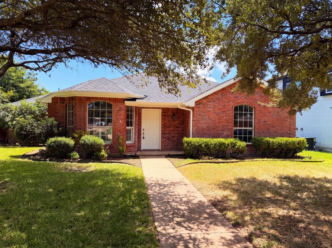 Photo 14 of 16 of 405 Kathy Ln, Wylie, TX