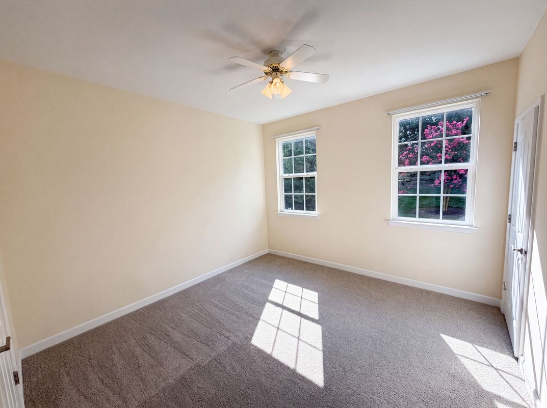 Photo 10 of 28 of 1139 Donelea Ln NW, Concord, NC