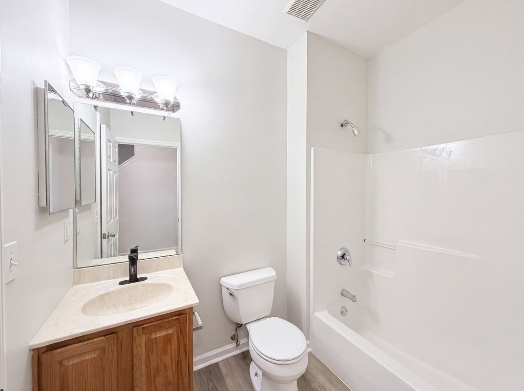Photo 20 of 27 of 1031 Cutter St, Cincinnati, OH