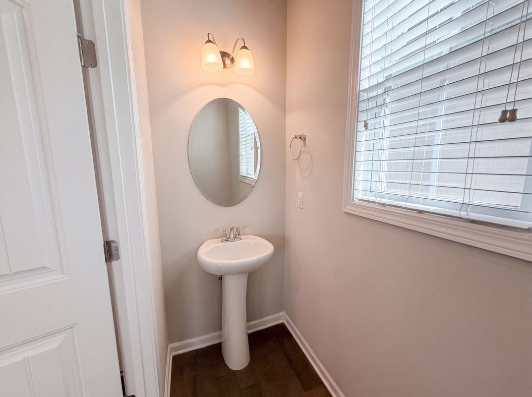Photo 11 of 21 of 415 Prestige Ct, Pleasant View, TN