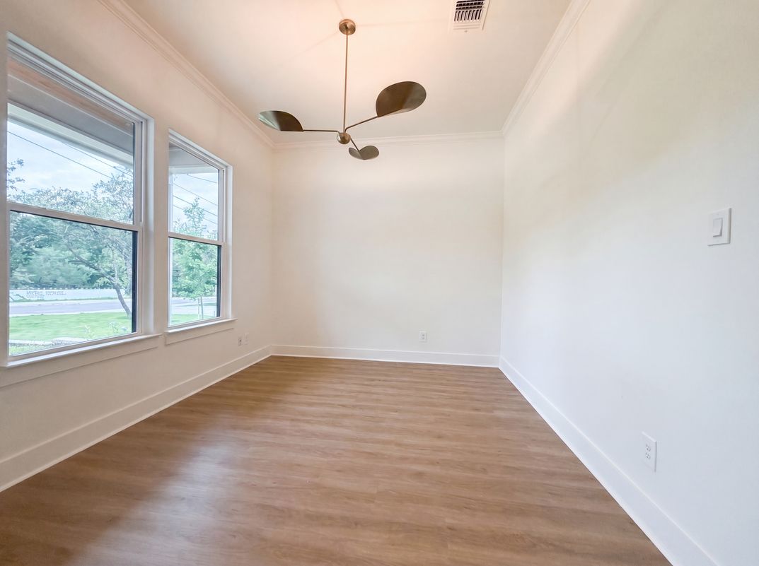 Photo 11 of 21 of 4211 Honeycomb St, San Antonio, TX