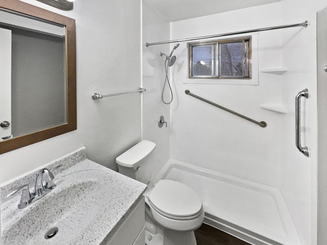 Photo 6 of 24 of 2127 Saranac Dr, Colorado Springs, CO