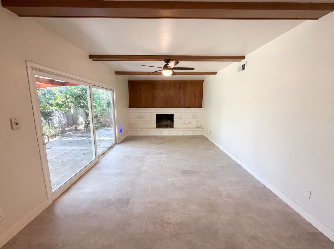 Photo 16 of 27 of 9630 Beachwood Dr, Orangevale, CA