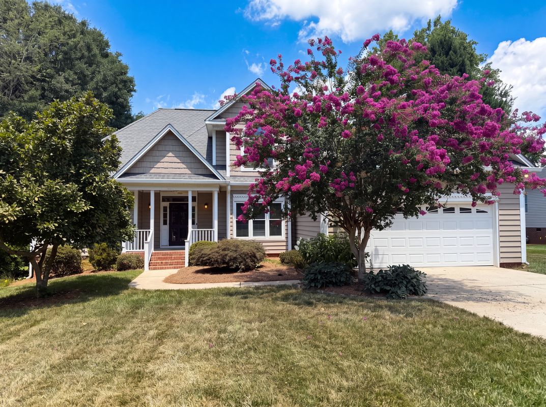 Property photo 1 of 212 Timberlane Dr