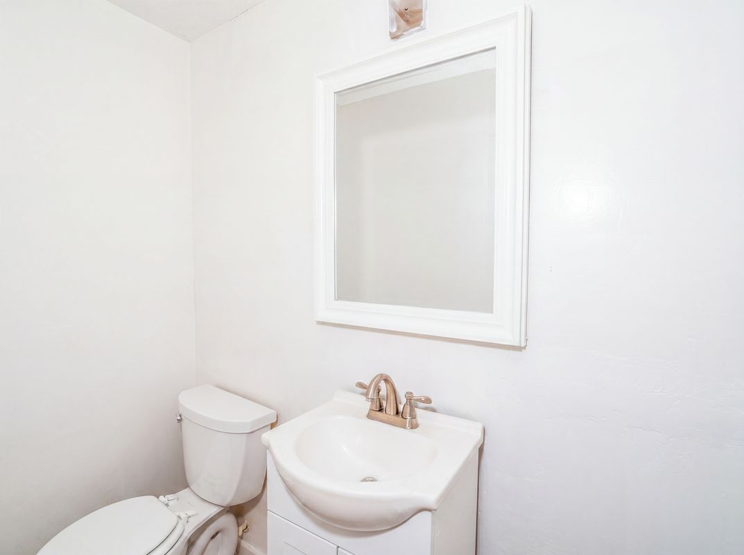 Photo 17 of 41 of 733 Sutton St, Jesup, GA