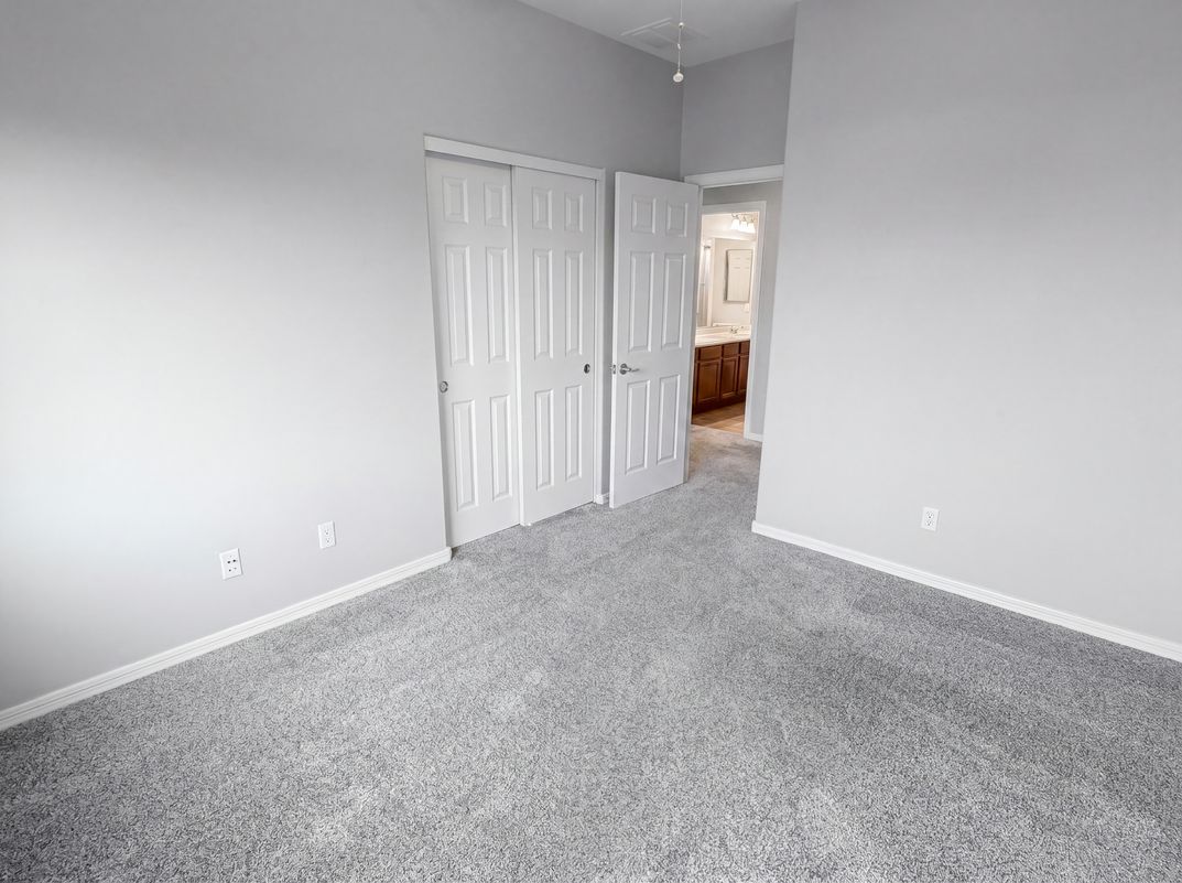 Photo 23 of 49 of 5509 W Rowel Rd, Phoenix, AZ