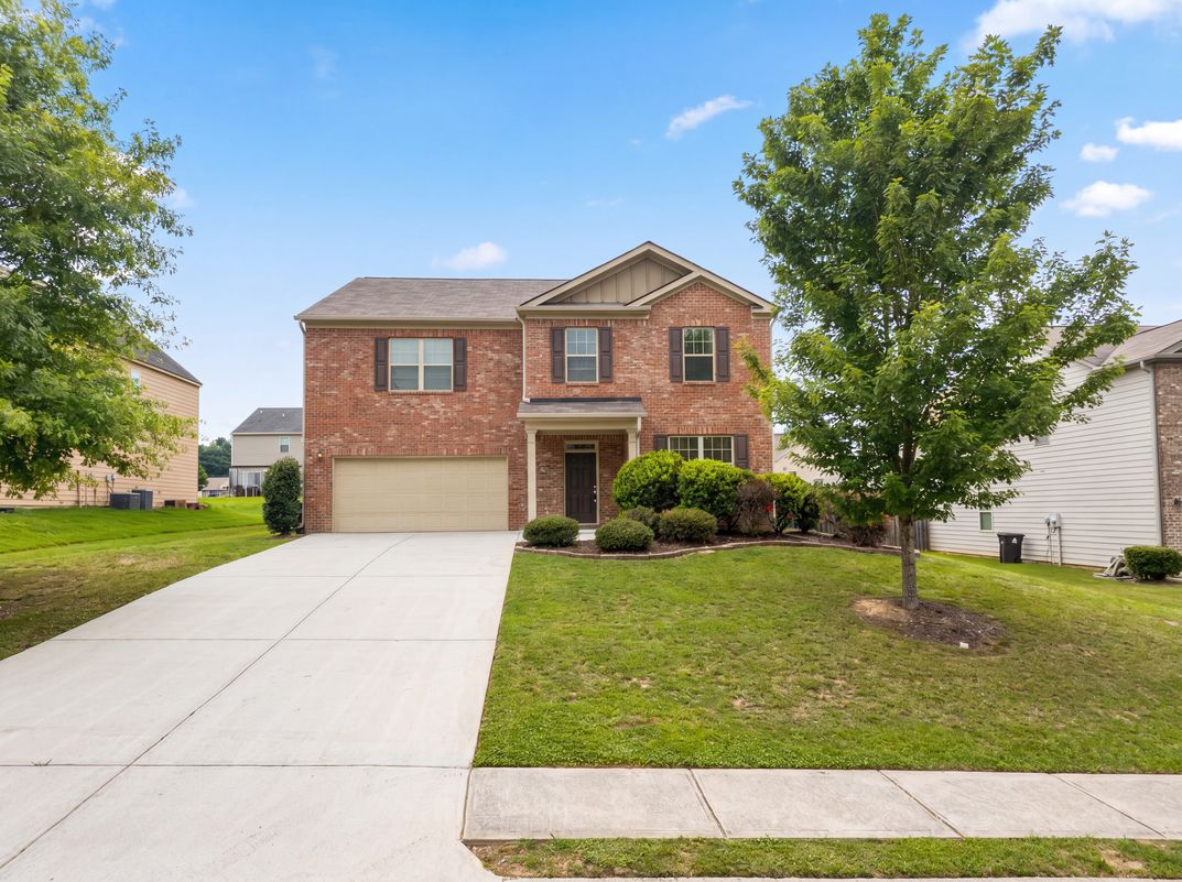 Property photo 1 of 8496 Glenview St