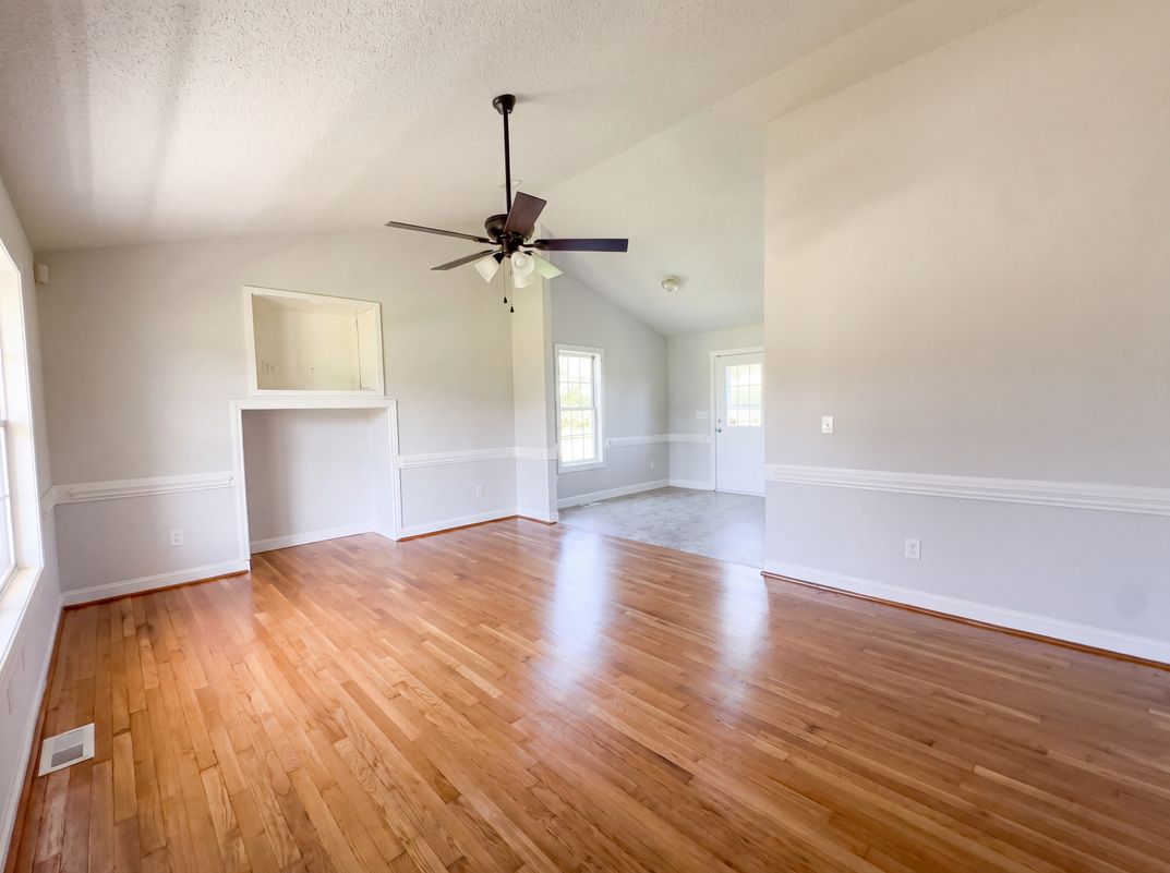 Photo 3 of 23 of 5536 Scuppernong Rd, Wilson, NC