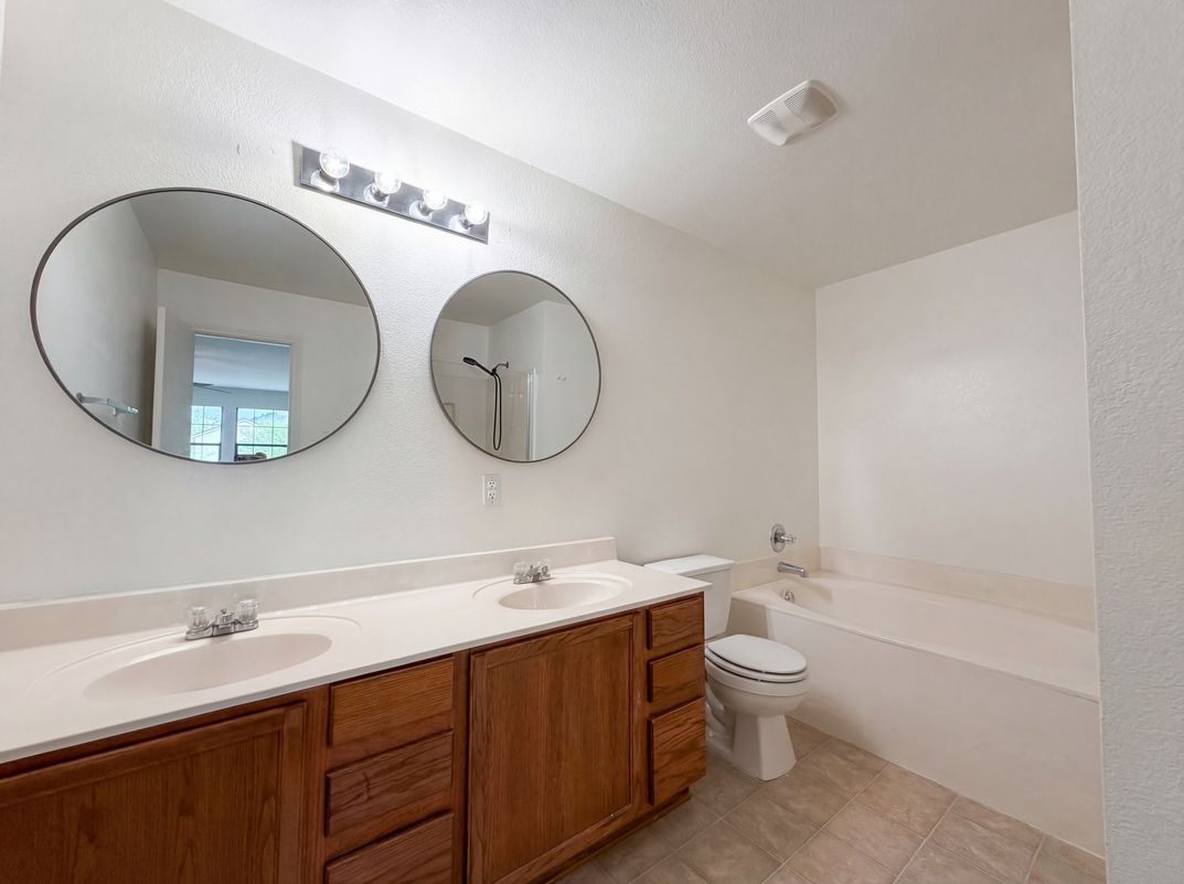 Photo 12 of 19 of 8506 Sunset Canyon Dr, Temple, TX