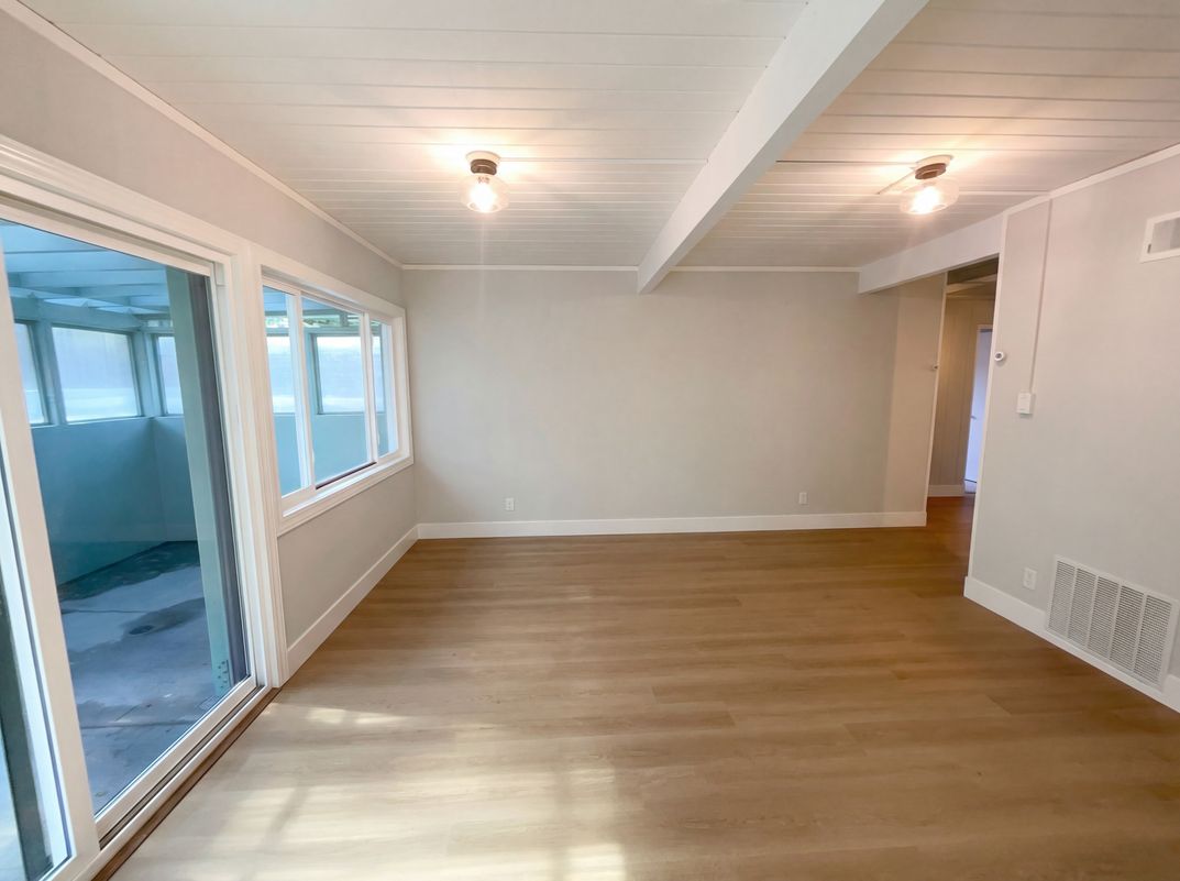 Photo 10 of 19 of 2361 Oakmont Dr, San Bruno, CA