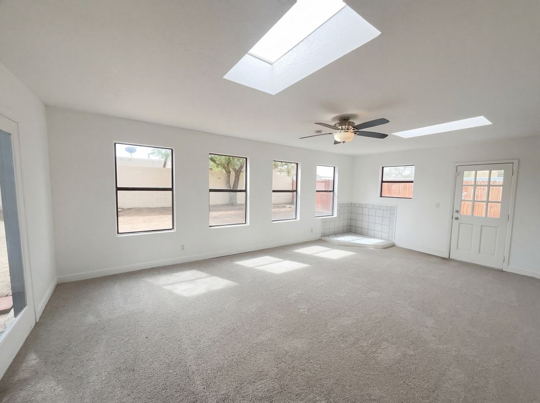 Photo 11 of 18 of 8112 Princess Jeanne Ave NE, Albuquerque, NM