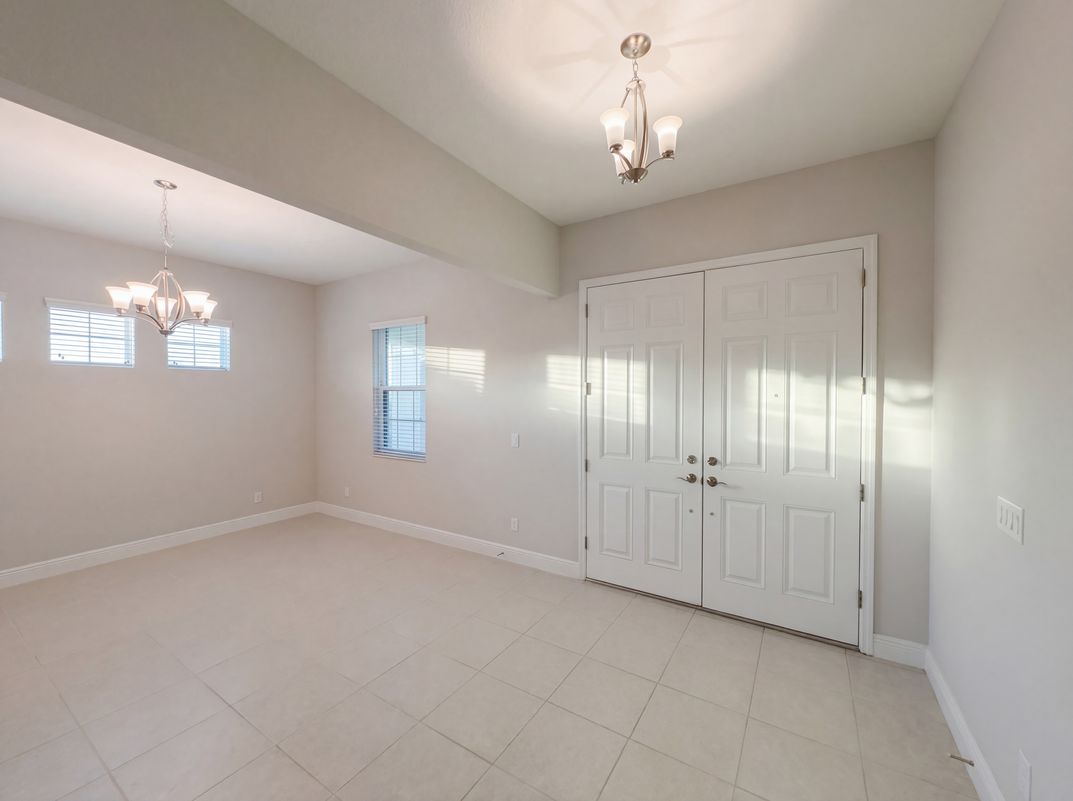 Photo 8 of 56 of 11277 Rustic Timber Loop, San Antonio, FL