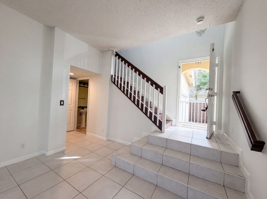 Photo 7 of 29 of 1848 Capeside Cir, Wellington, FL