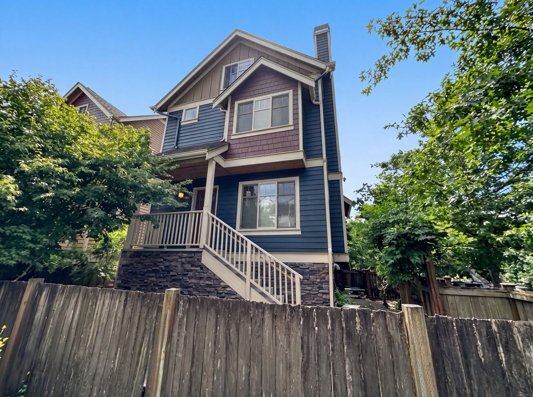 Property photo 1 of 1553 NW 58th St