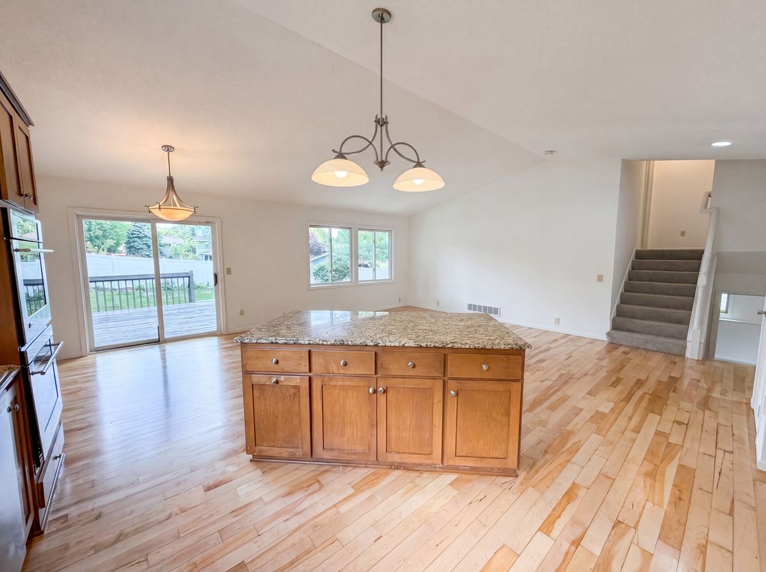 Photo 8 of 34 of 12754 Ibis St NW, Coon Rapids, MN