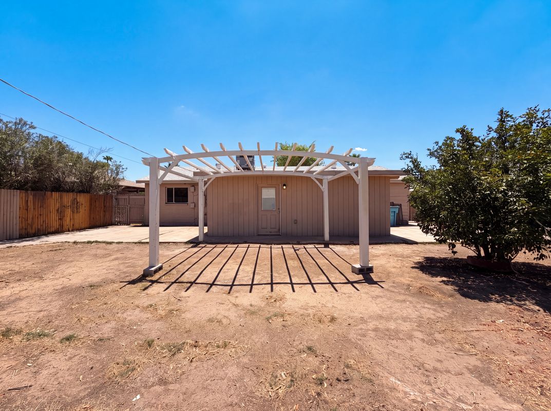 Photo 20 of 21 of 3132 W Bethany Home Rd, Phoenix, AZ