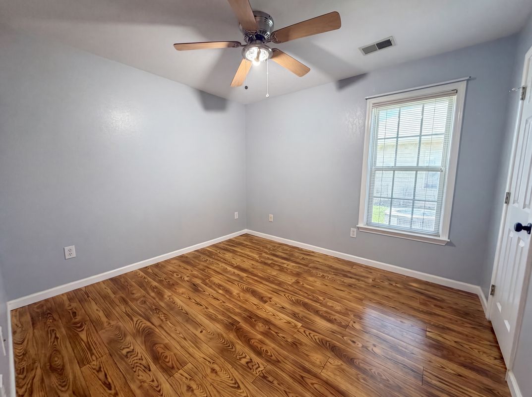 Photo 9 of 20 of 123 Stone Rd, Pelham, AL