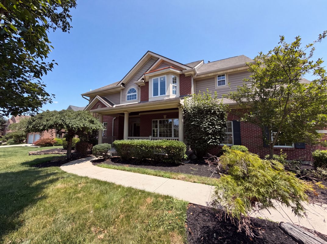 Photo 33 of 37 of 7188 Tarragon Ct, Liberty Twp, OH