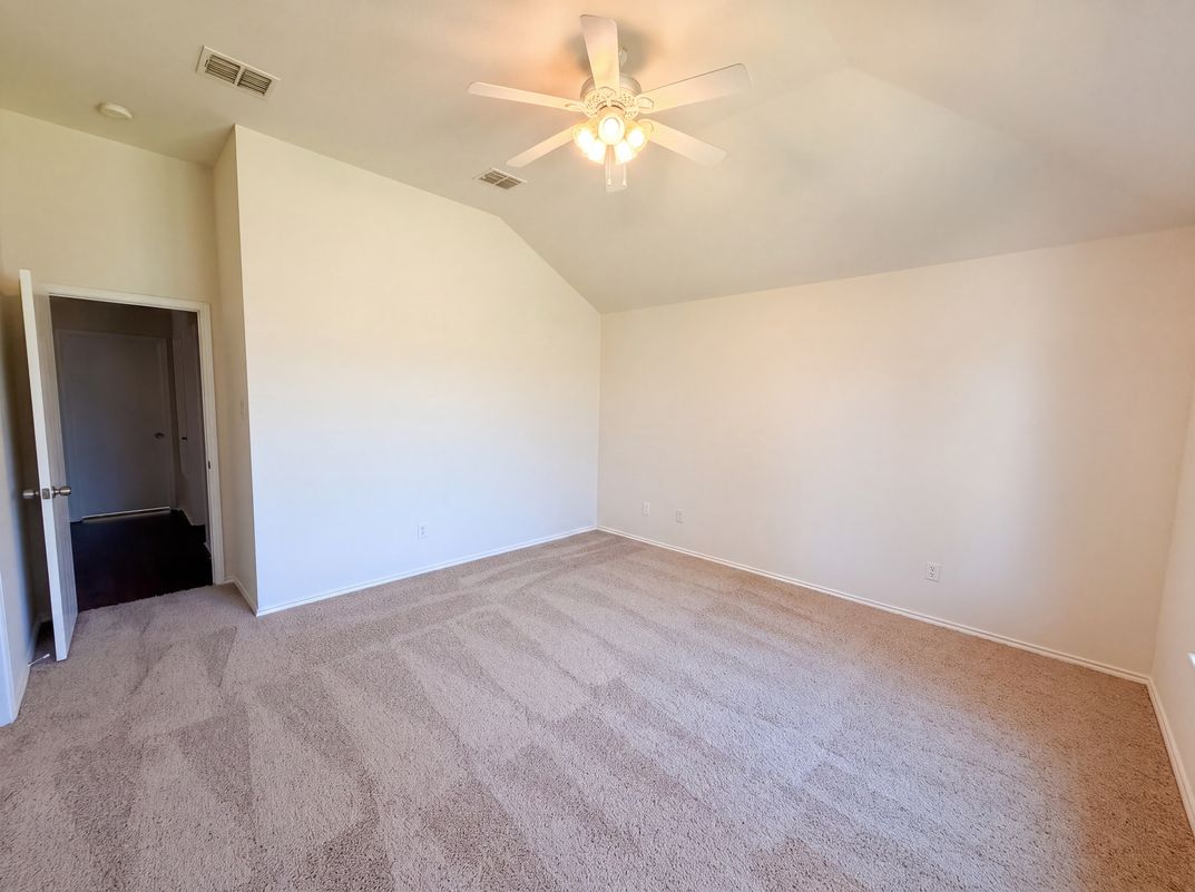 Photo 3 of 14 of 511 Brighton Ct, Wylie, TX