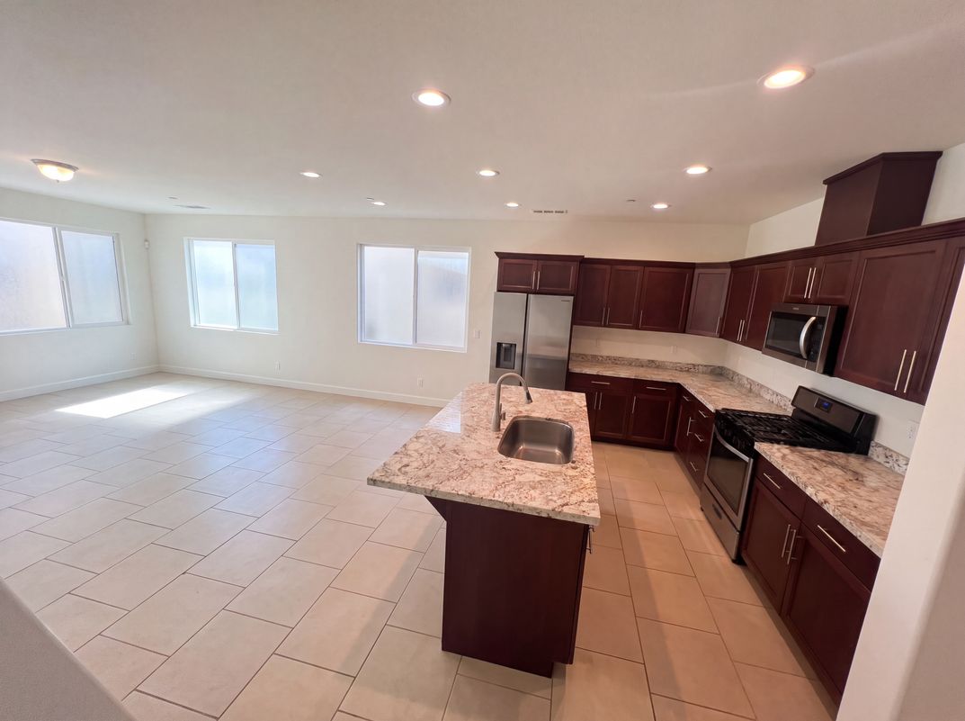 Photo 6 of 20 of 3852 Morris Ave, Clovis, CA