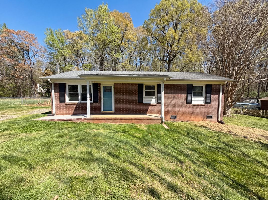 Property photo 1 of 4402 Ginger Dr