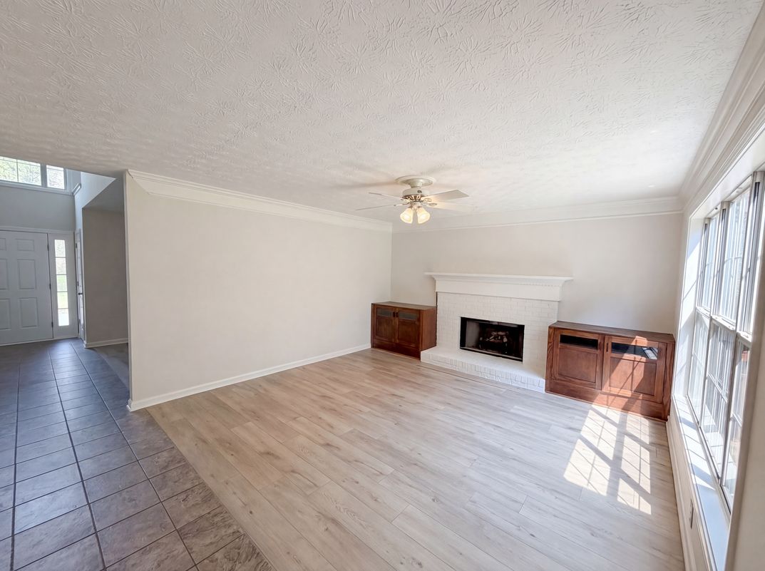 Photo 11 of 25 of 3099 Brooksong Way, Dacula, GA