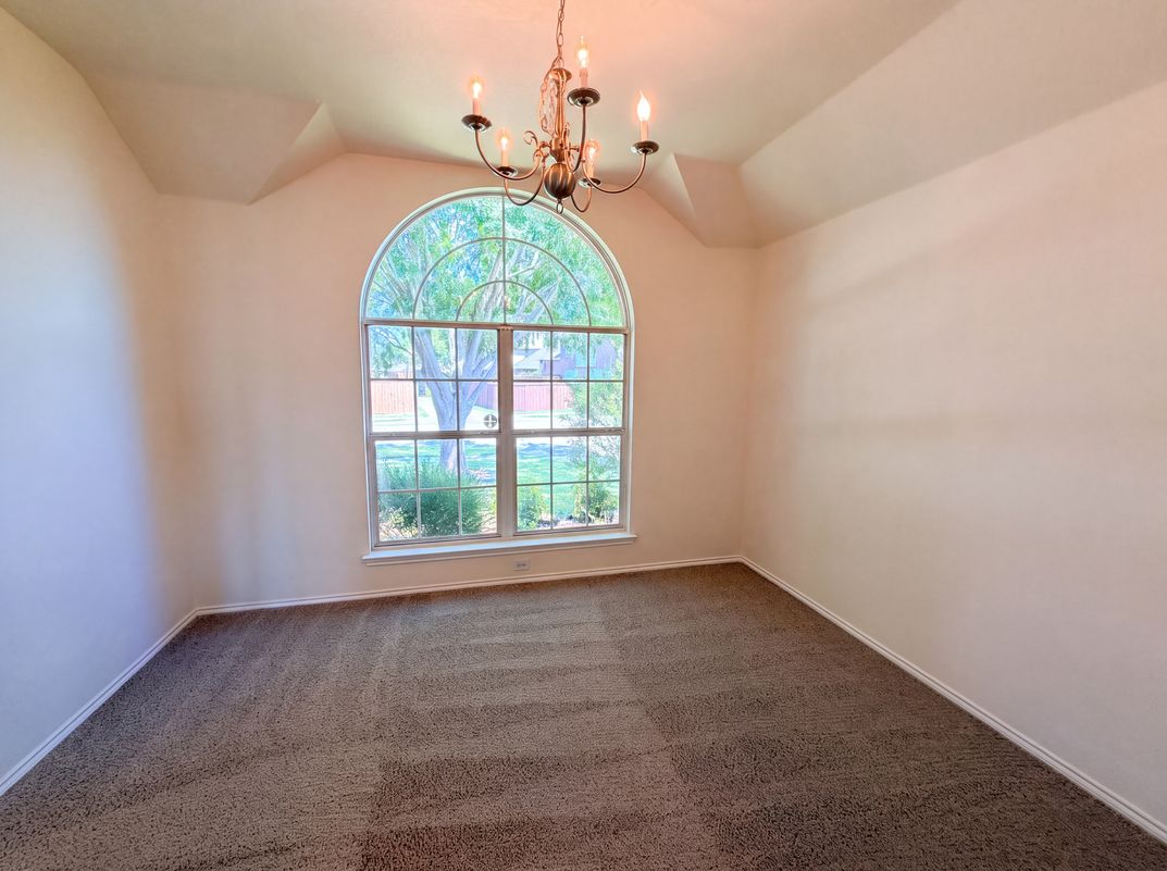 Photo 6 of 16 of 6401 Marquett Dr, Rowlett, TX