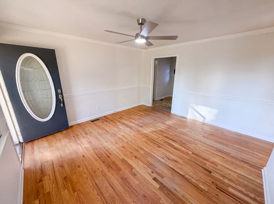 Photo 6 of 18 of 1933 Choyce Cir, Charlotte, NC