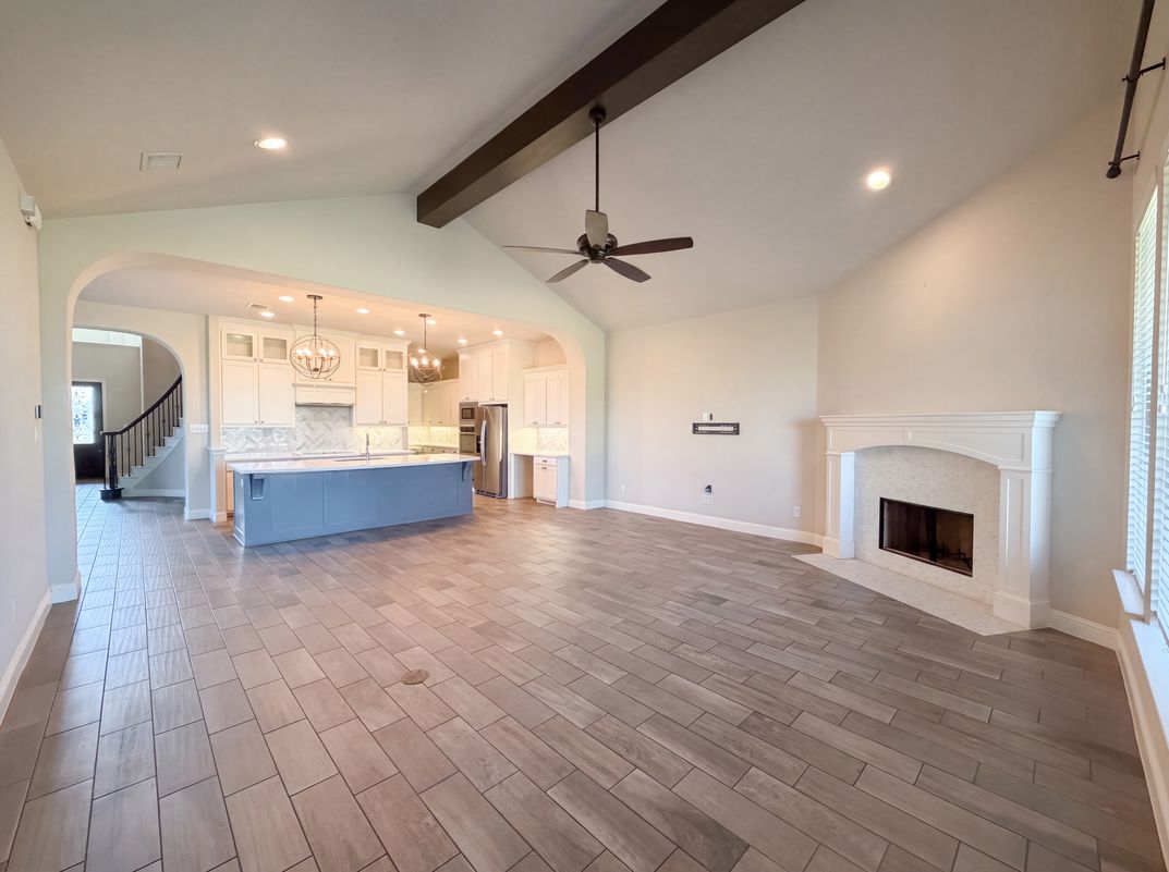 Photo 3 of 33 of 15133 Seventeen Lakes Blvd, Roanoke, TX
