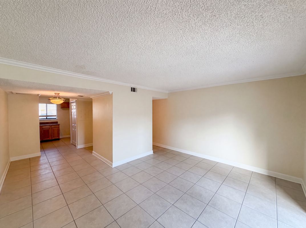 Photo 6 of 24 of 22707 Watersedge Blvd, Land O Lakes, FL