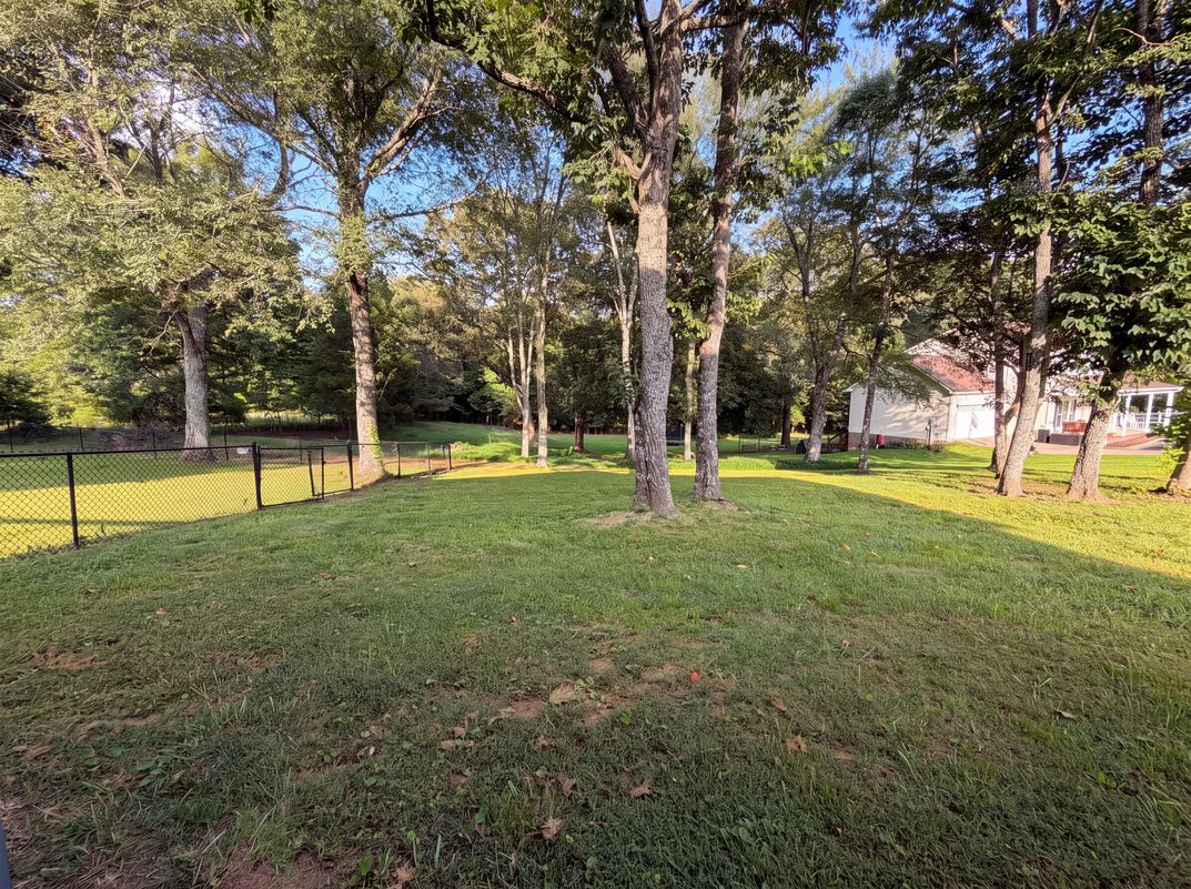 Photo 31 of 33 of 61 Eastridge Rd, Fayetteville, TN