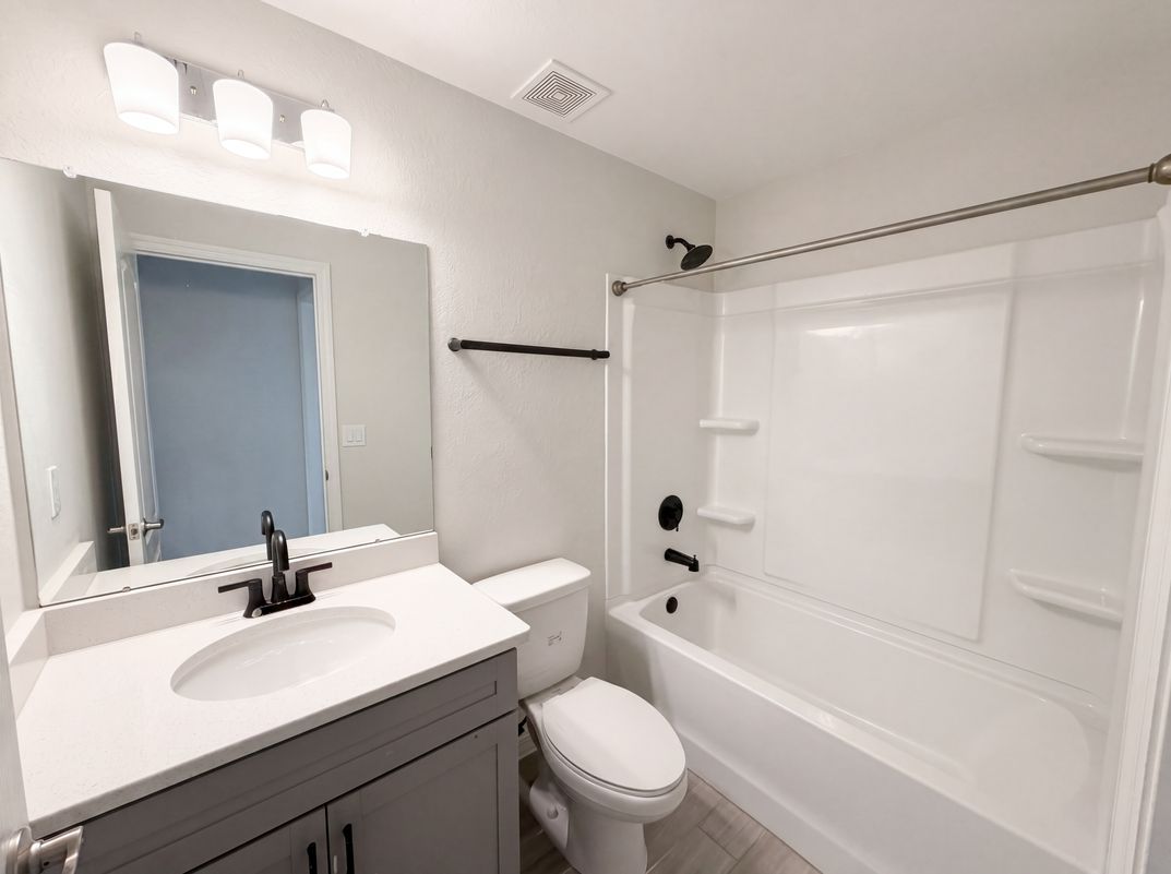 Photo 18 of 29 of 4510 Penkert Pl, Lakeland, FL