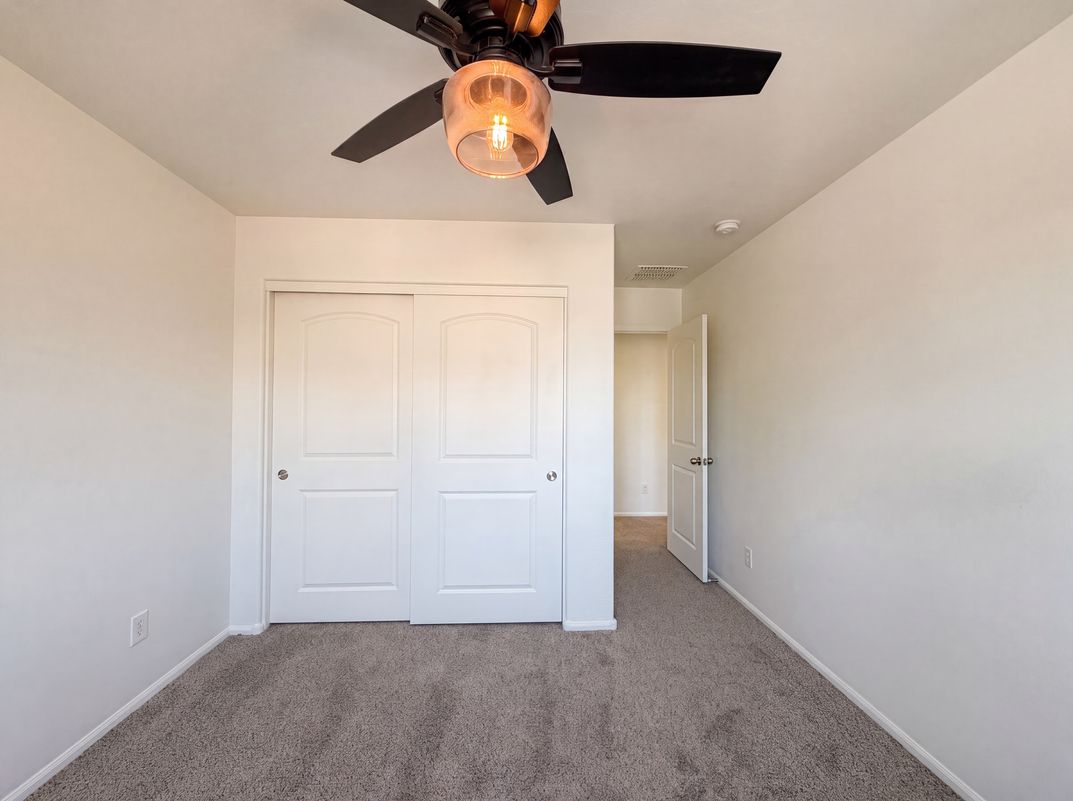 Photo 19 of 27 of 7730 W Giles Rd, Phoenix, AZ