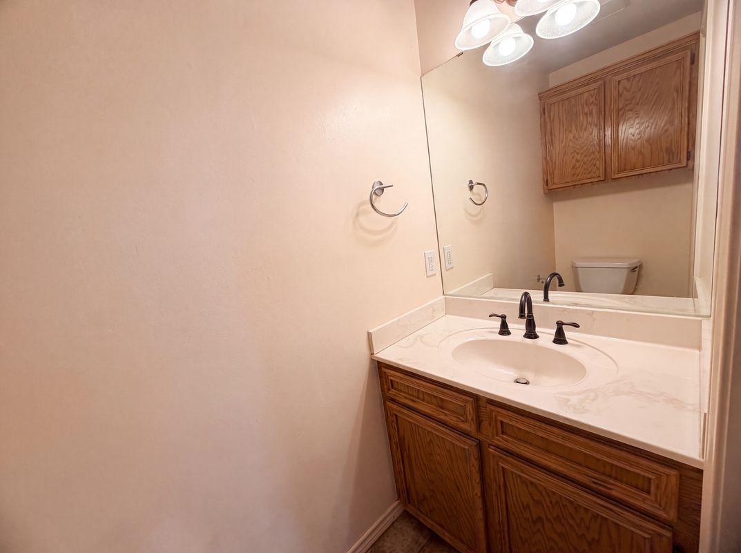 Photo 14 of 25 of 14925 Beal Dr, Corpus Christi, TX