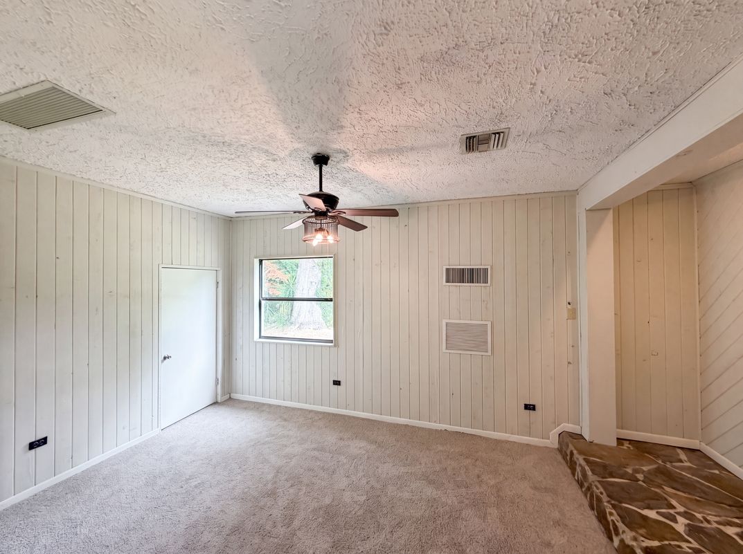 Photo 10 of 22 of 2630 SE 8th Ave, Ocala, FL