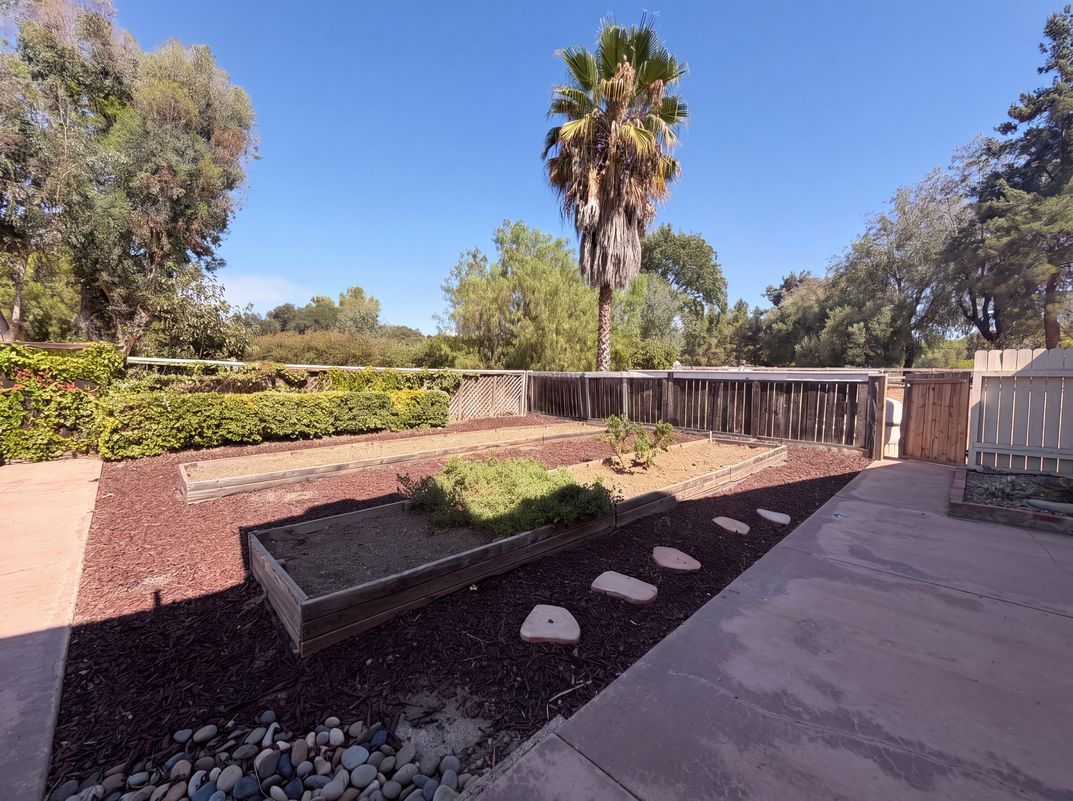 Photo 37 of 40 of 15408 Glentree Rd, Valley Center, CA