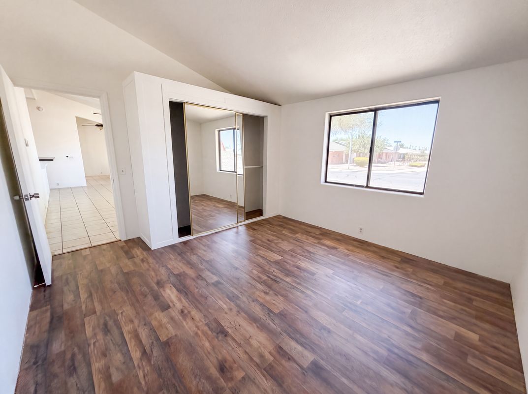Photo 12 of 26 of 103 N 63rd St, Mesa, AZ