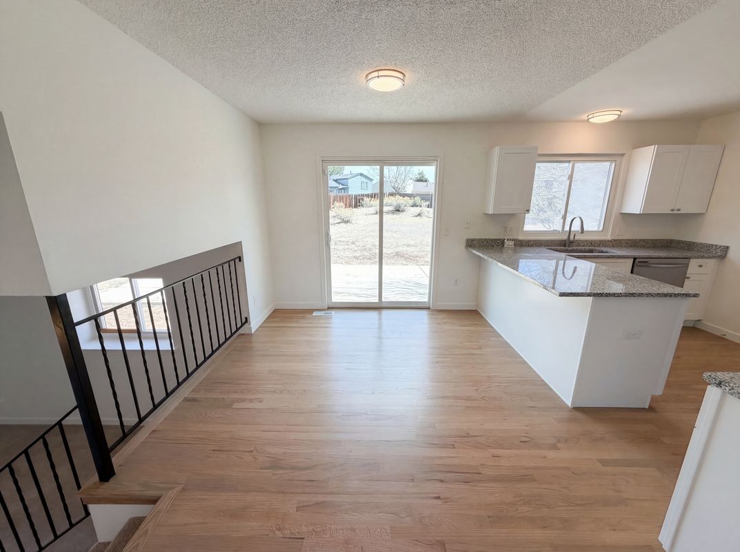 Photo 11 of 36 of 1146 S Cathay St, Aurora, CO