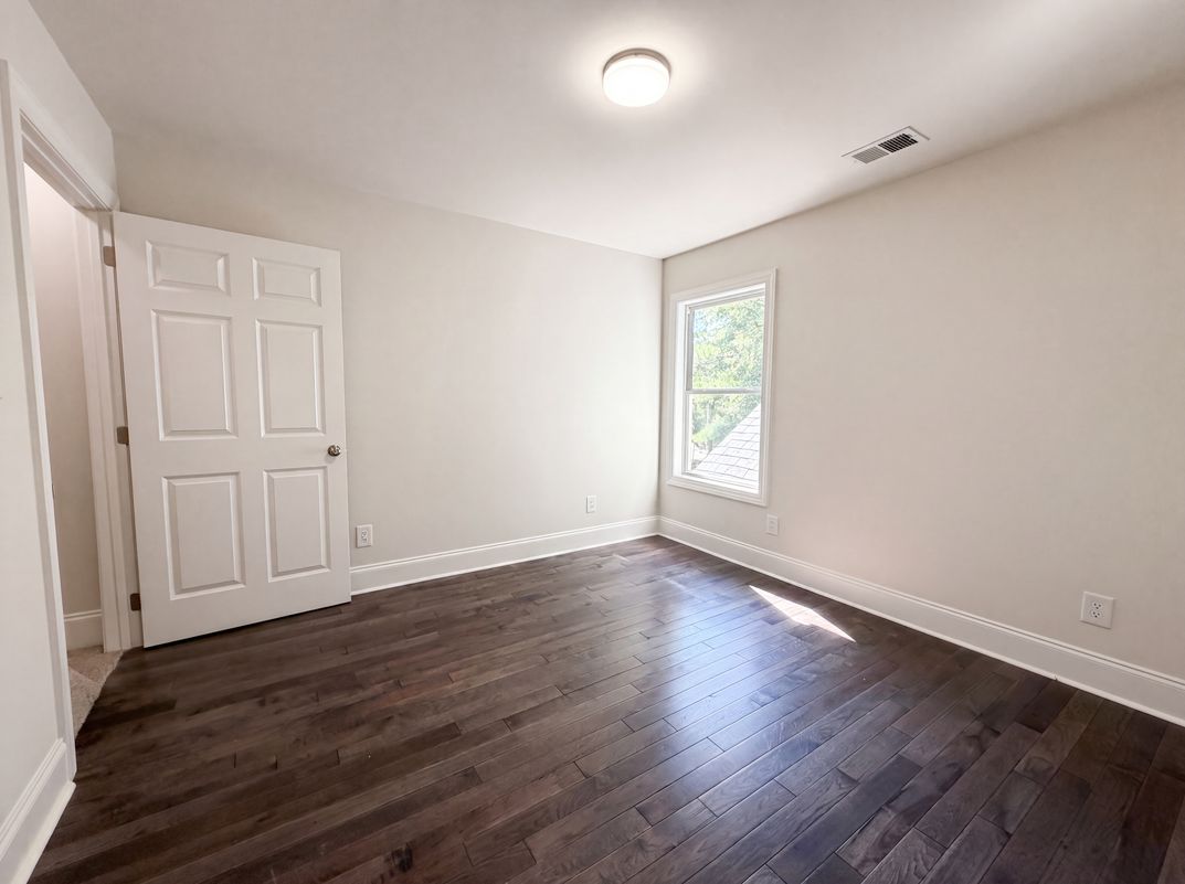 Photo 14 of 27 of 502 Live Oaks Ct, Fort Mill, SC