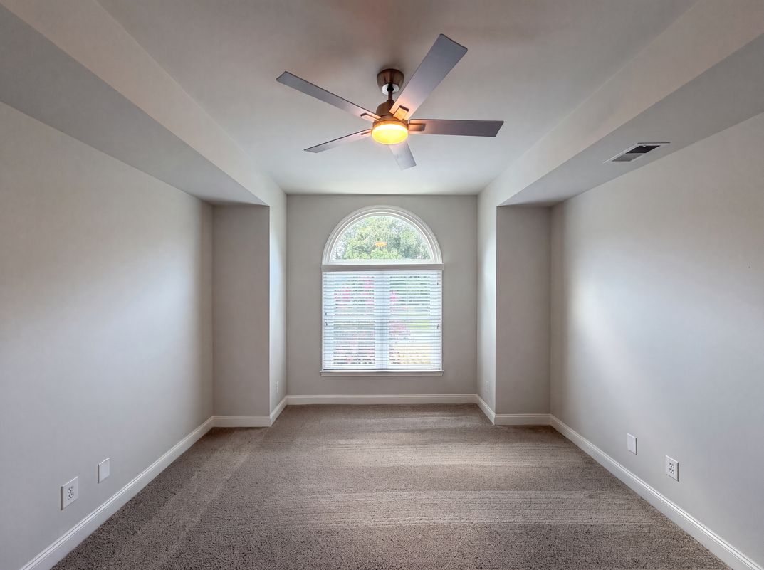 Photo 12 of 23 of 212 Timberlane Dr, Belmont, NC